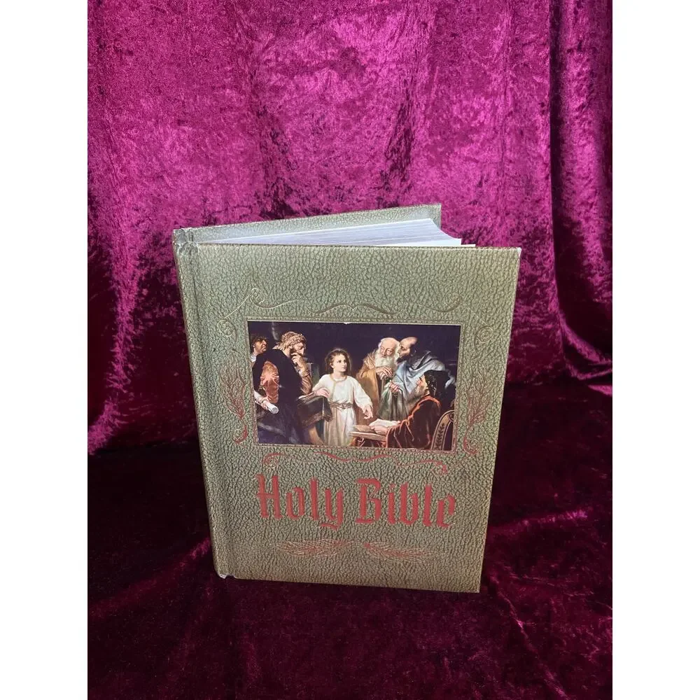 Vintage New American Family Holy Bible 1974 1975 Catholic Illustrated Hardcover